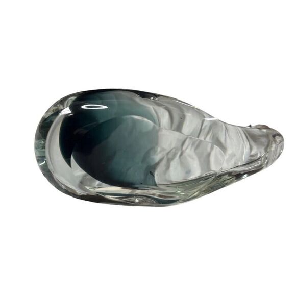 Whale Heavy Hand Made Glass Heavy Duty Ocean Paperweight Gift Office Work - Picture 7 of 9